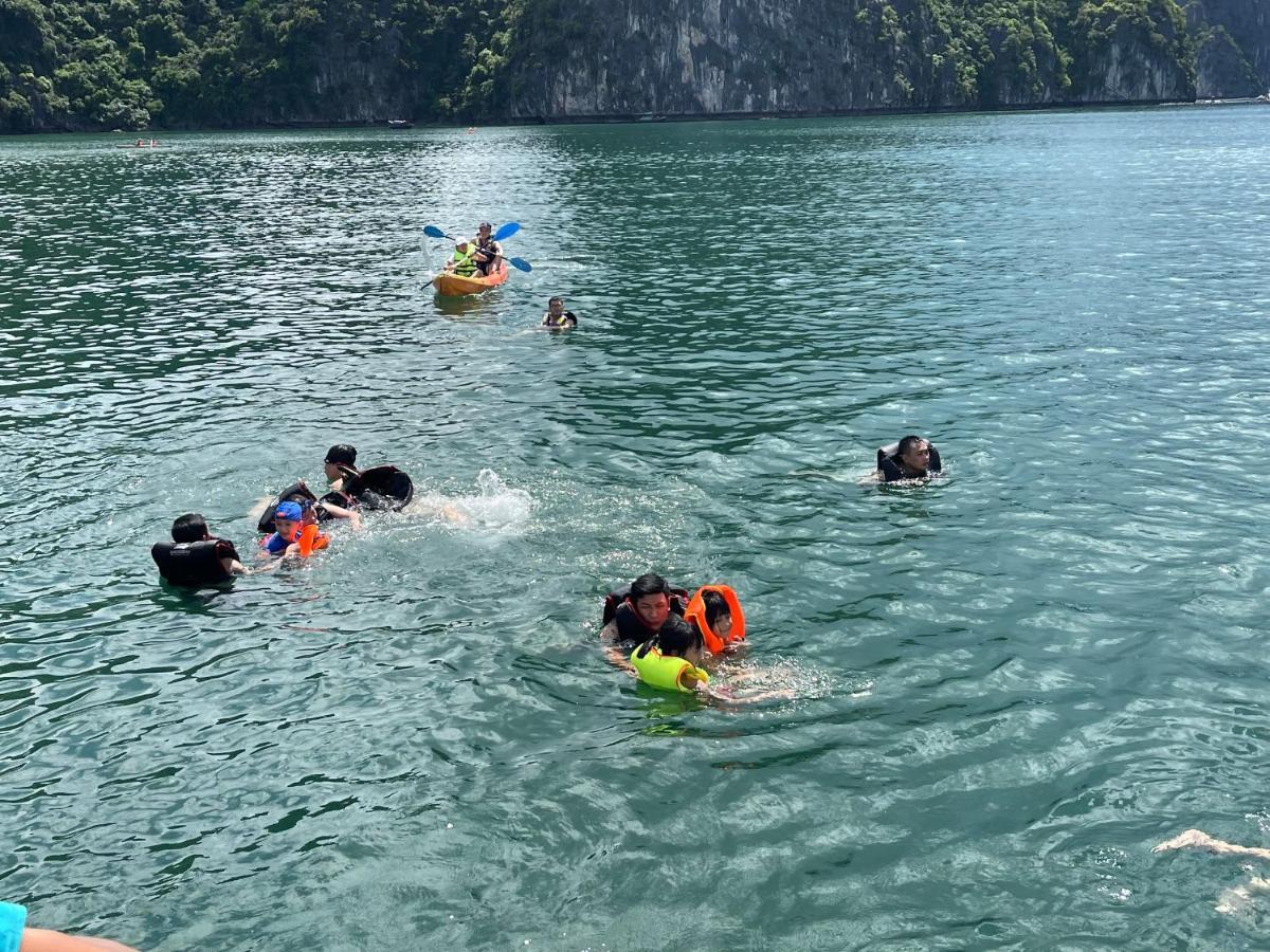 Royal Cruise Halong Bay Hotel Ha Long Bagian luar foto