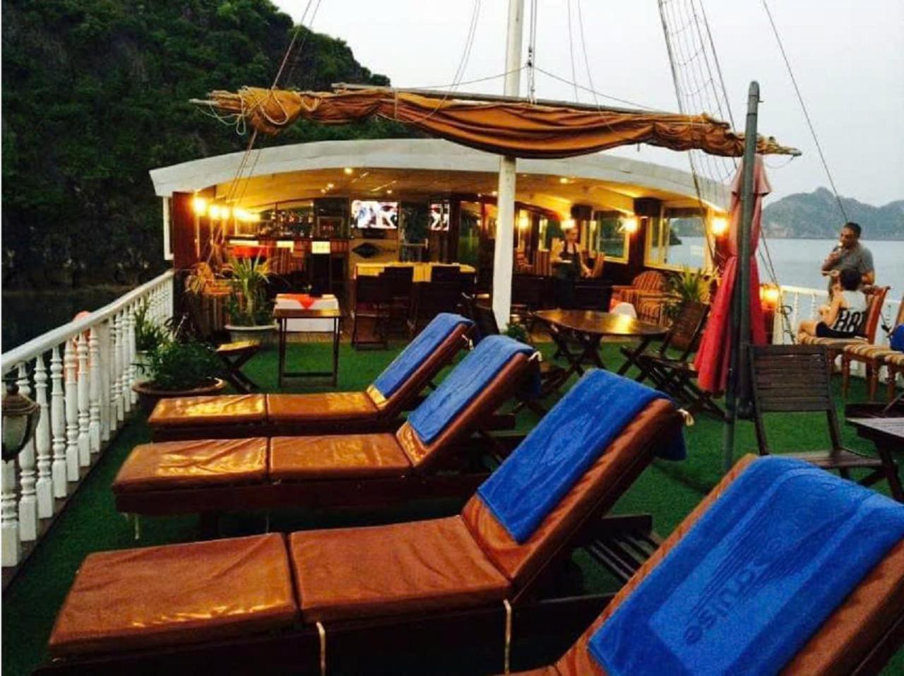 Royal Cruise Halong Bay Hotel Ha Long Bagian luar foto